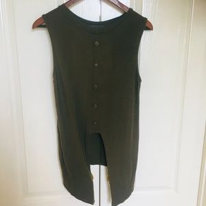 Women's Corner Sleeveless Olive Shirt Size M